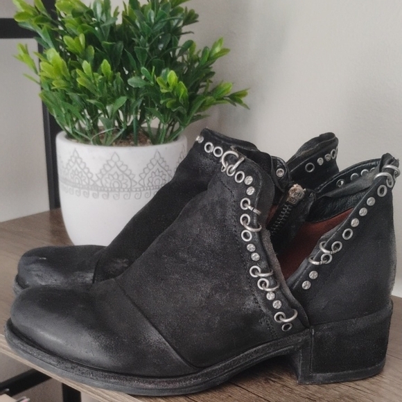 A.S.98 Shoes - A.S.98 Distrrssed Leather Biker Boots With Studs